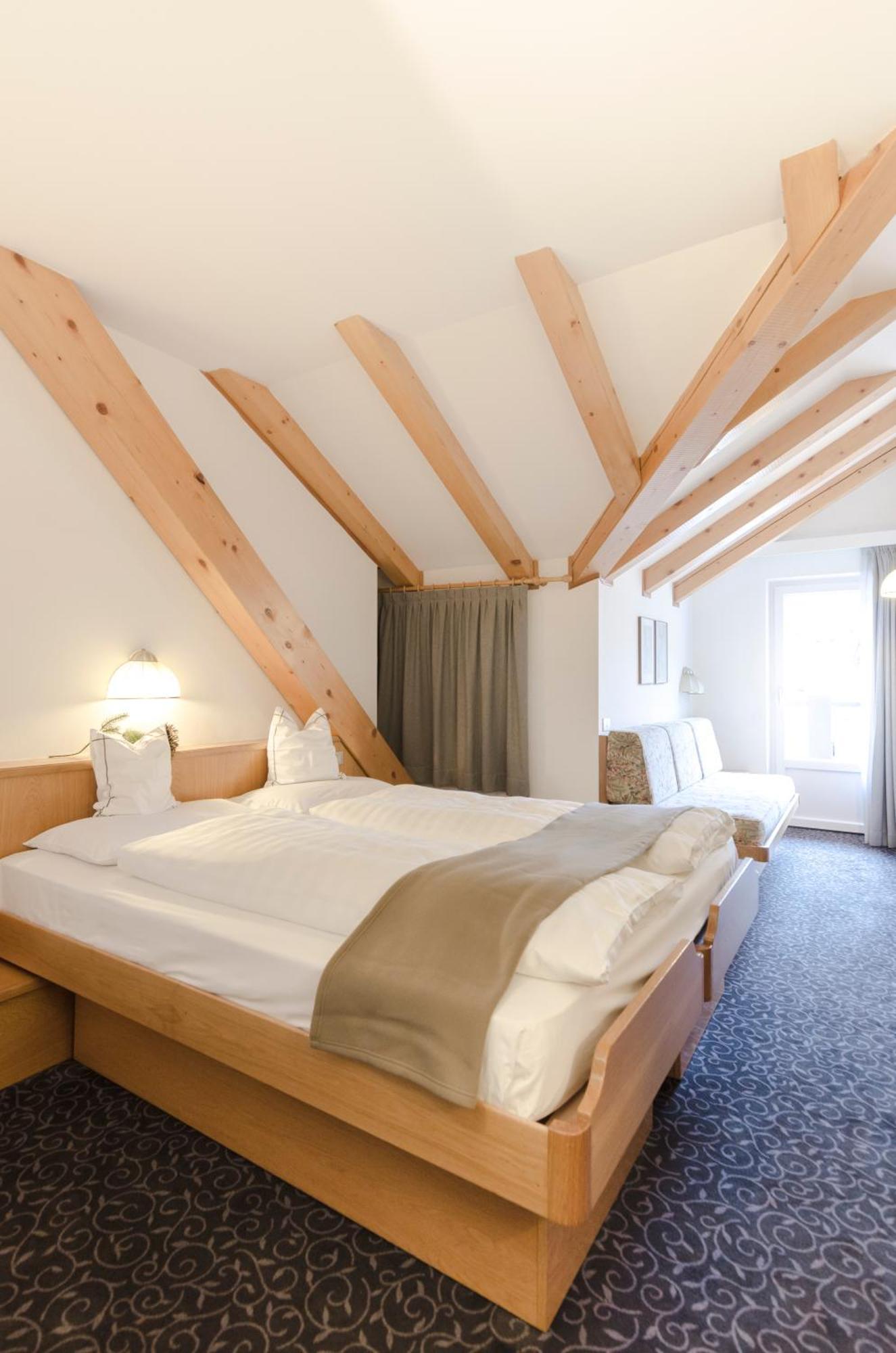 Hotel Cevedale Living Romance Hotel コゴロ エクステリア 写真