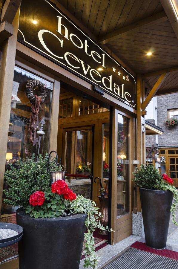 Hotel Cevedale Living Romance Hotel コゴロ エクステリア 写真